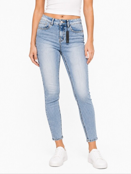 Buffalo David Bitton Denim - NWT Buffalo David Bitton Faith Mid Rise Skinny Jeans Size 27